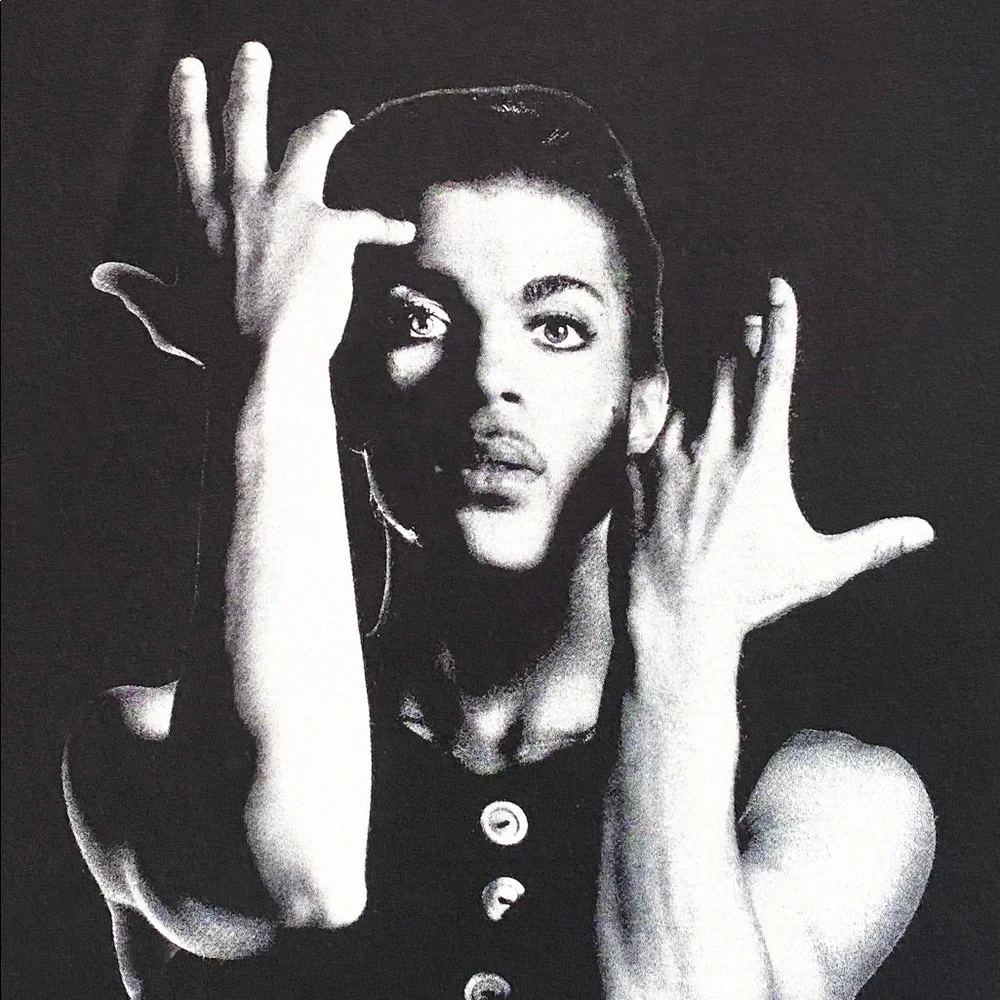 Prince Distressed Signature Raw Cropped Pop 1970s 1980s 1990s New Wave Band Crop - Picture 2 of 3